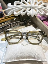 Occhiali montatura trasparente